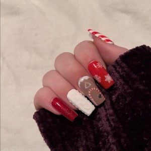 Press on nails